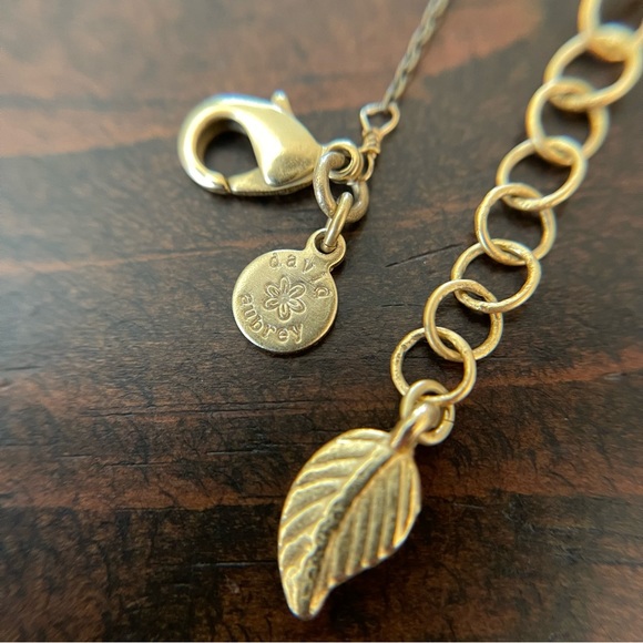 DAVID AUBREY BRASS TONE TASSEL PENDANT NECKLACE - Picture 2 of 4